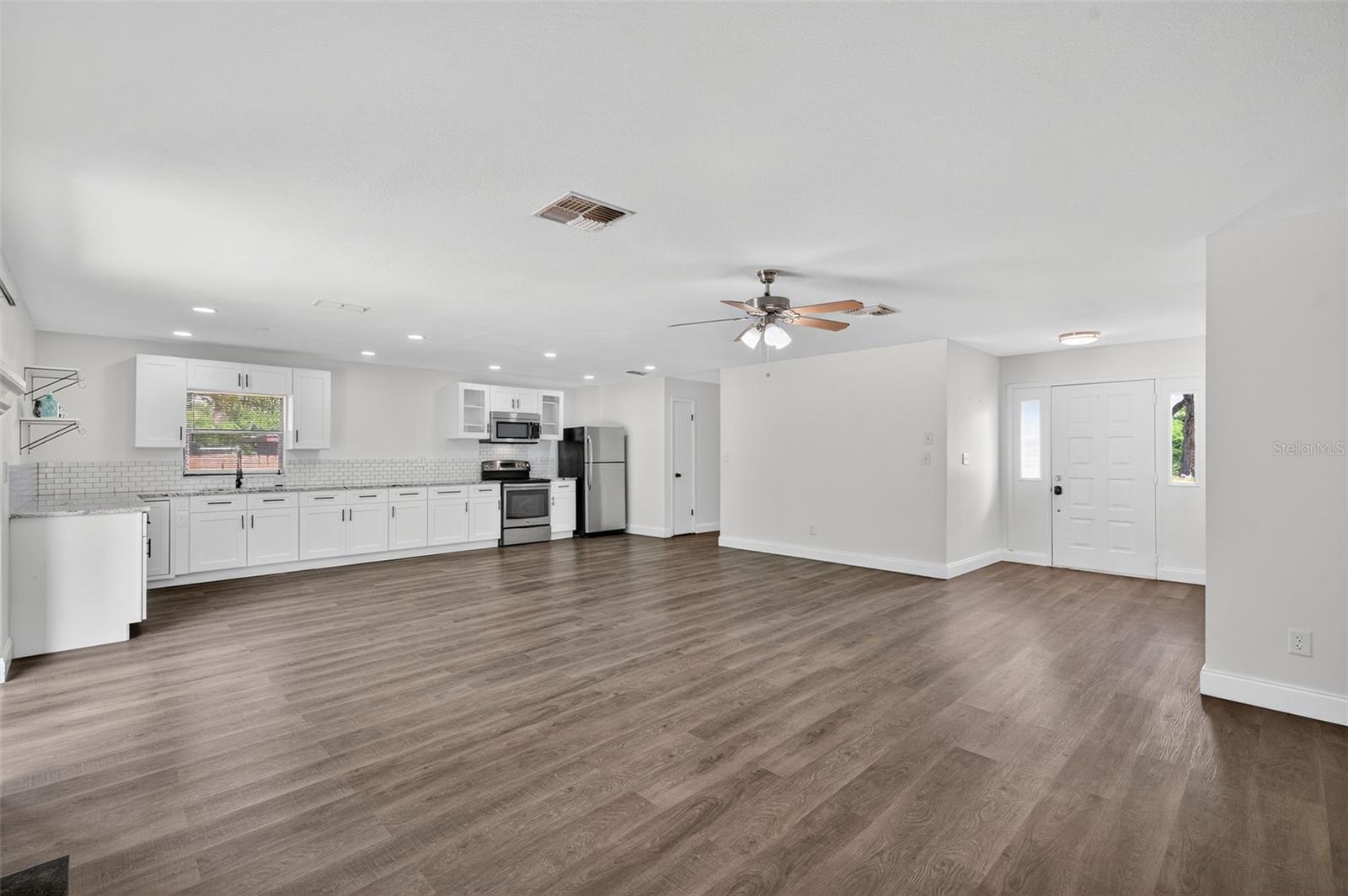 EAST GATE ESTATES - Residential