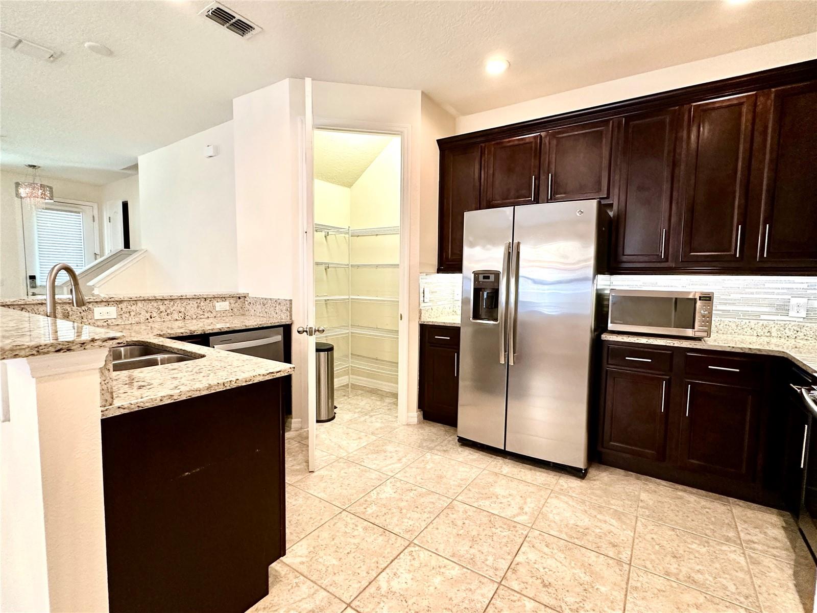 SUMMERPORT TRAIL PH 2 - Residential Lease