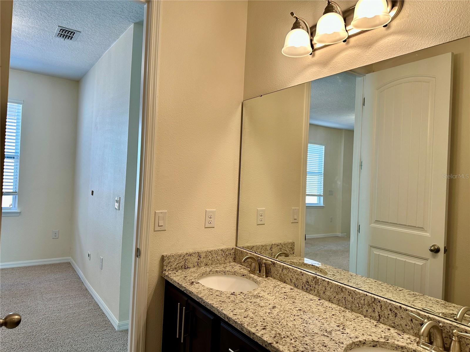 SUMMERPORT TRAIL PH 2 - Residential Lease