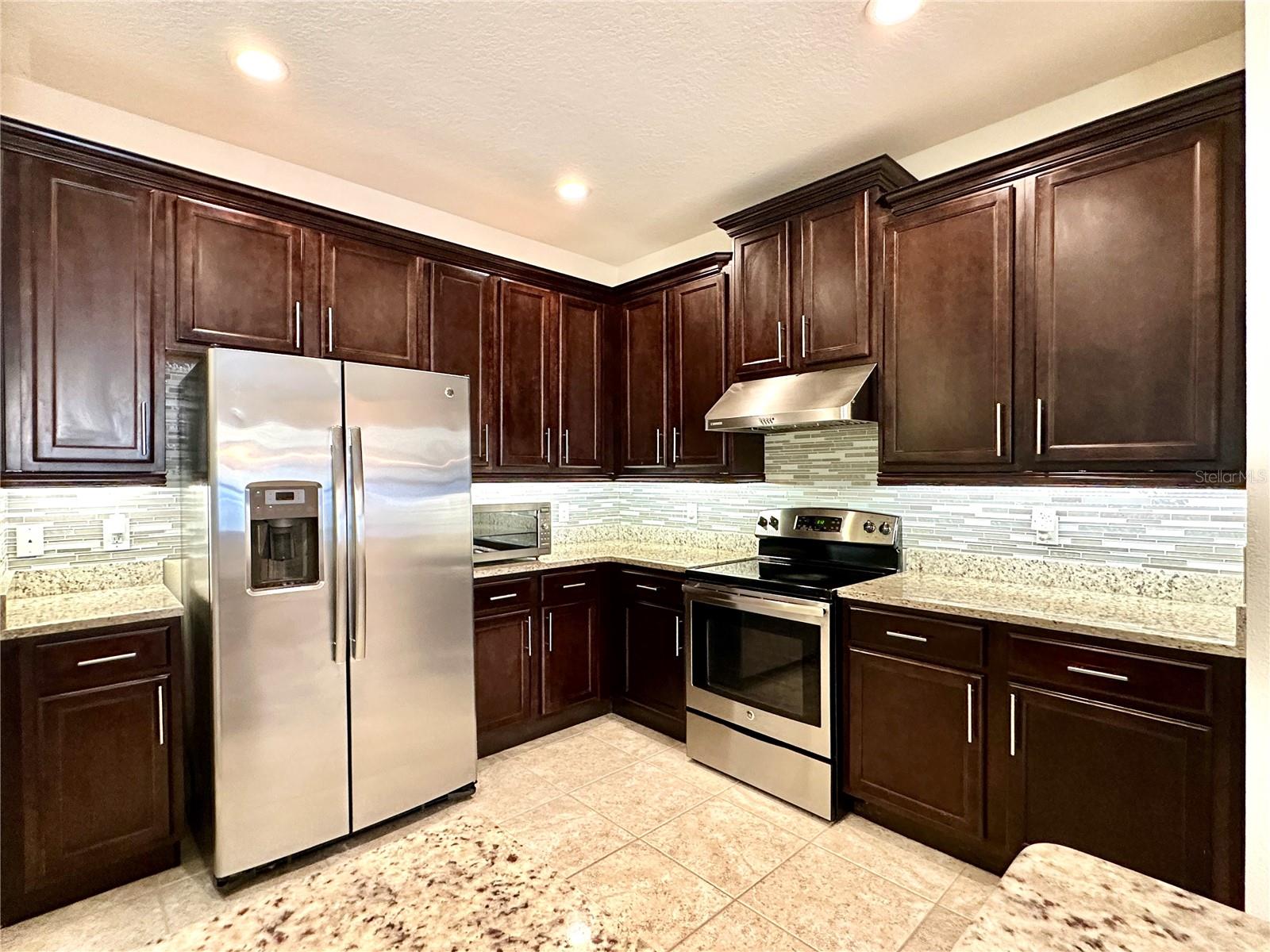 SUMMERPORT TRAIL PH 2 - Residential Lease