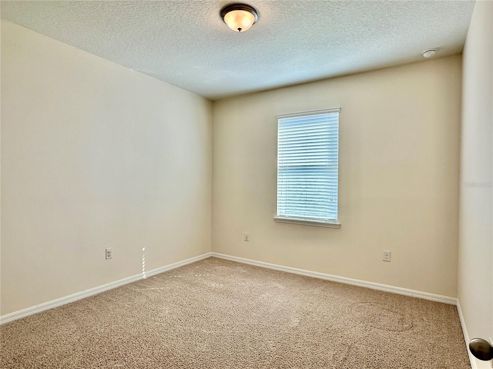 SUMMERPORT TRAIL PH 2 - Residential Lease