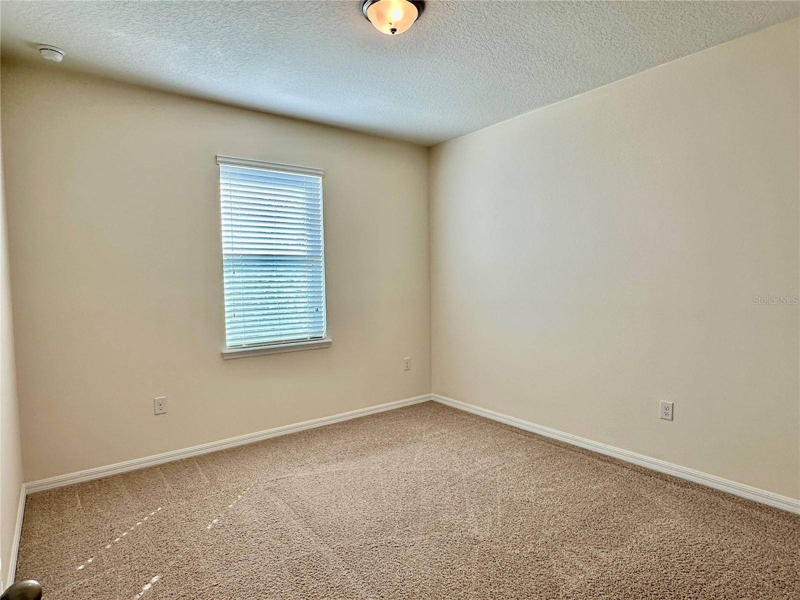 SUMMERPORT TRAIL PH 2 - Residential Lease