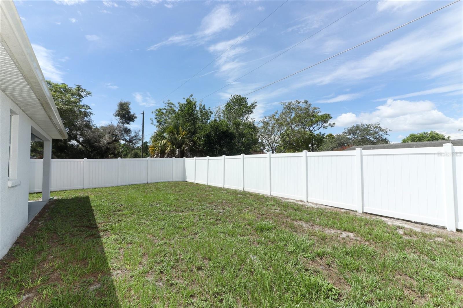 LONE PINES - Residential