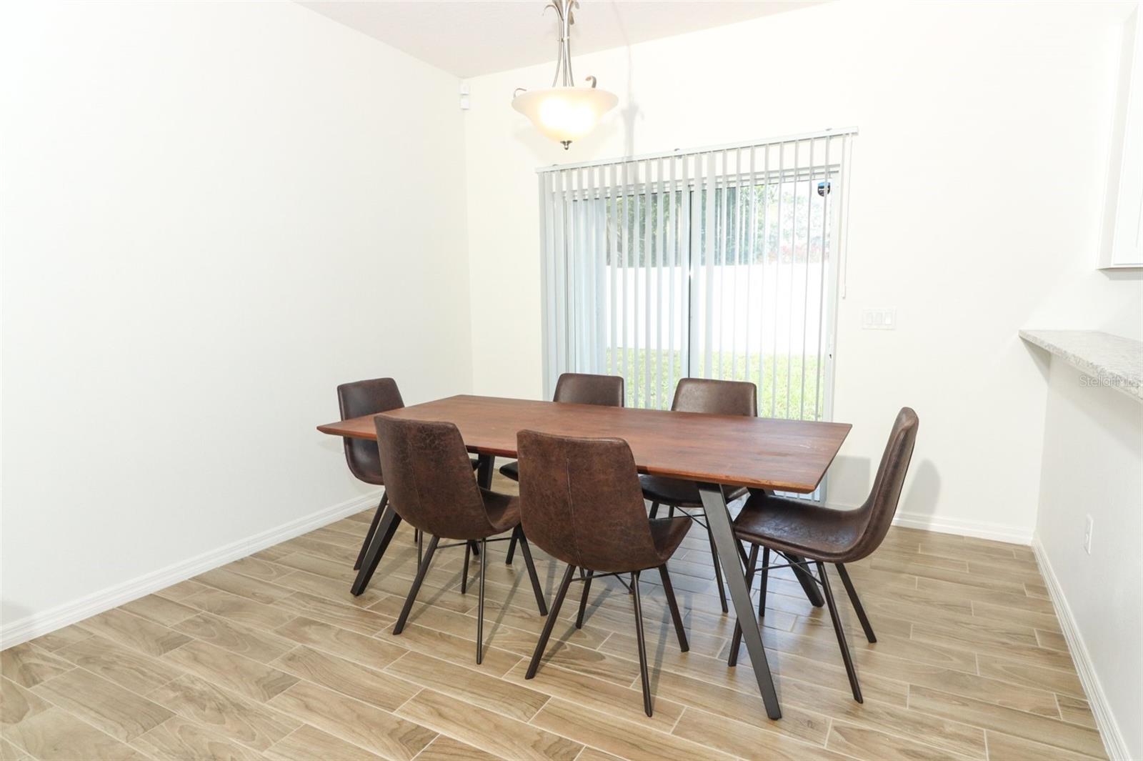 LONE PINES - Residential