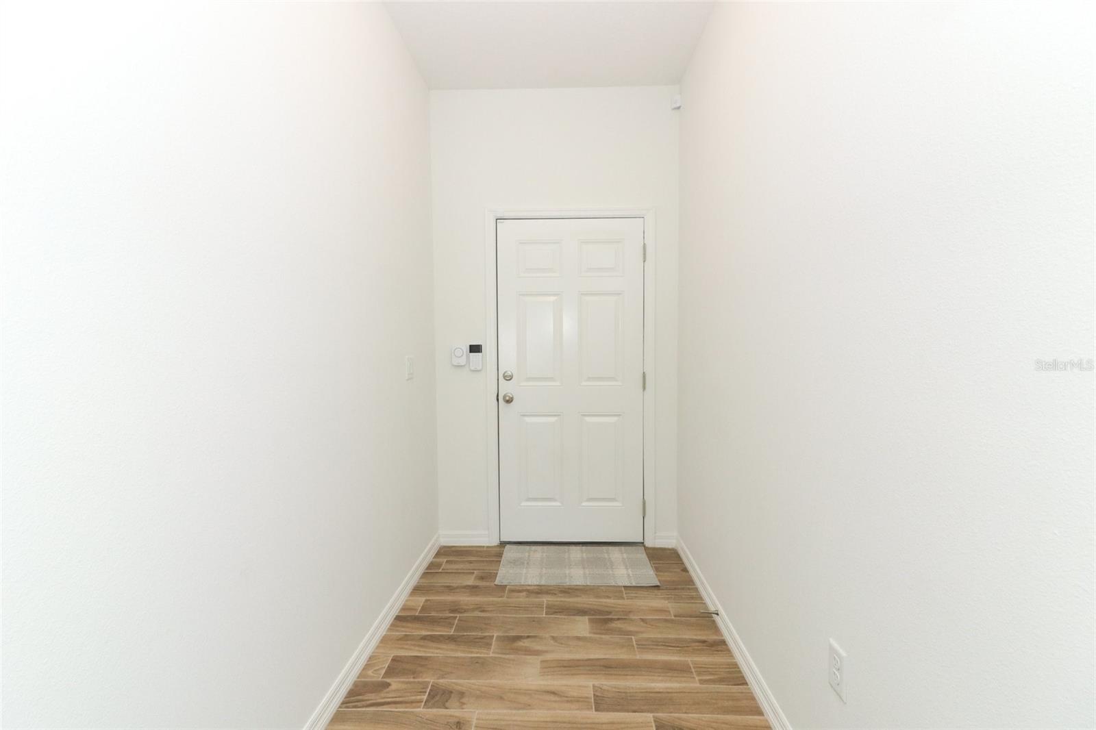 LONE PINES - Residential