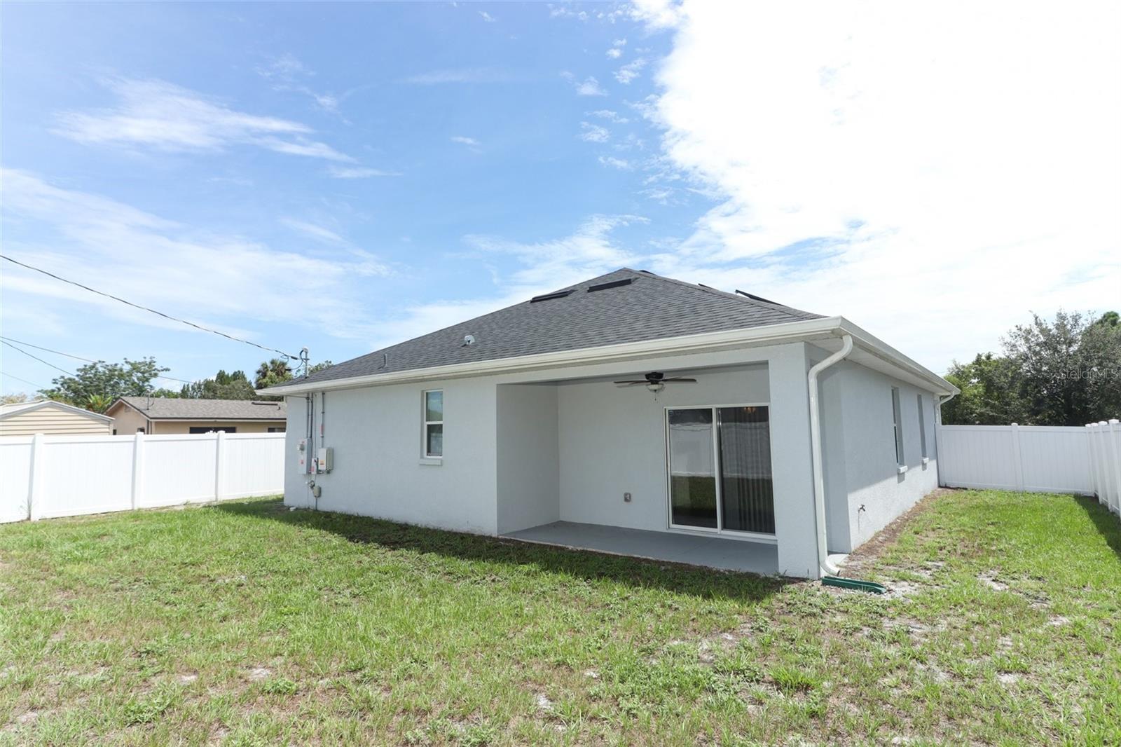 LONE PINES - Residential