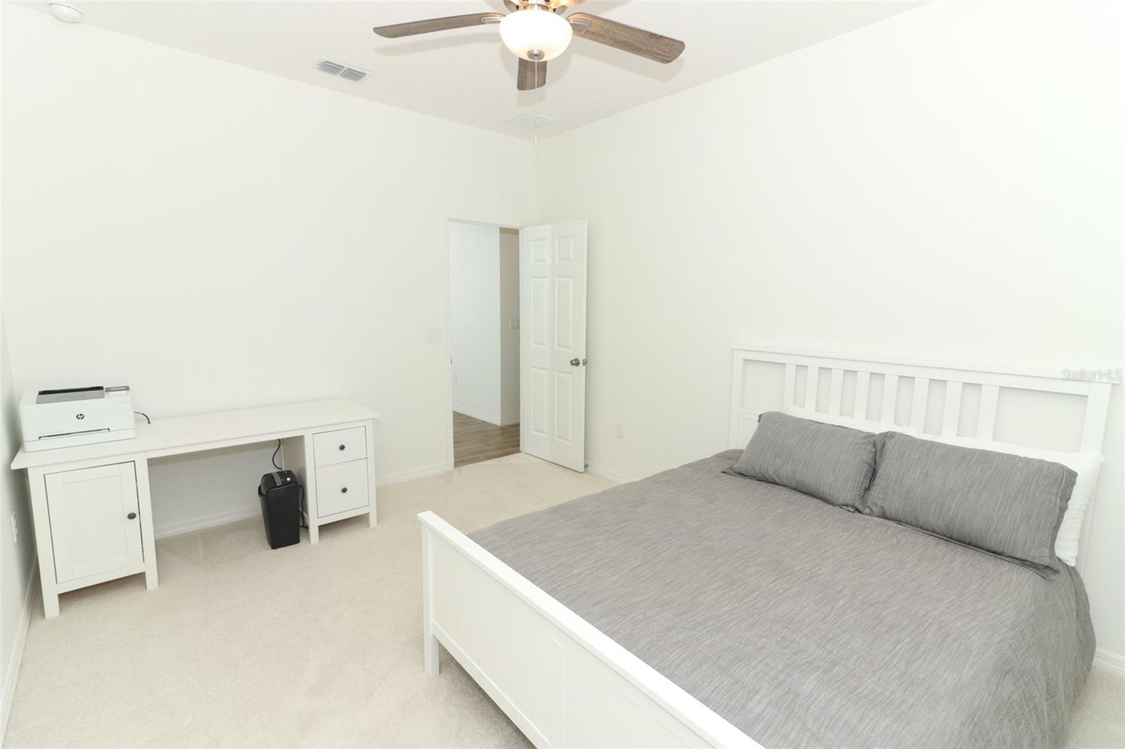 LONE PINES - Residential