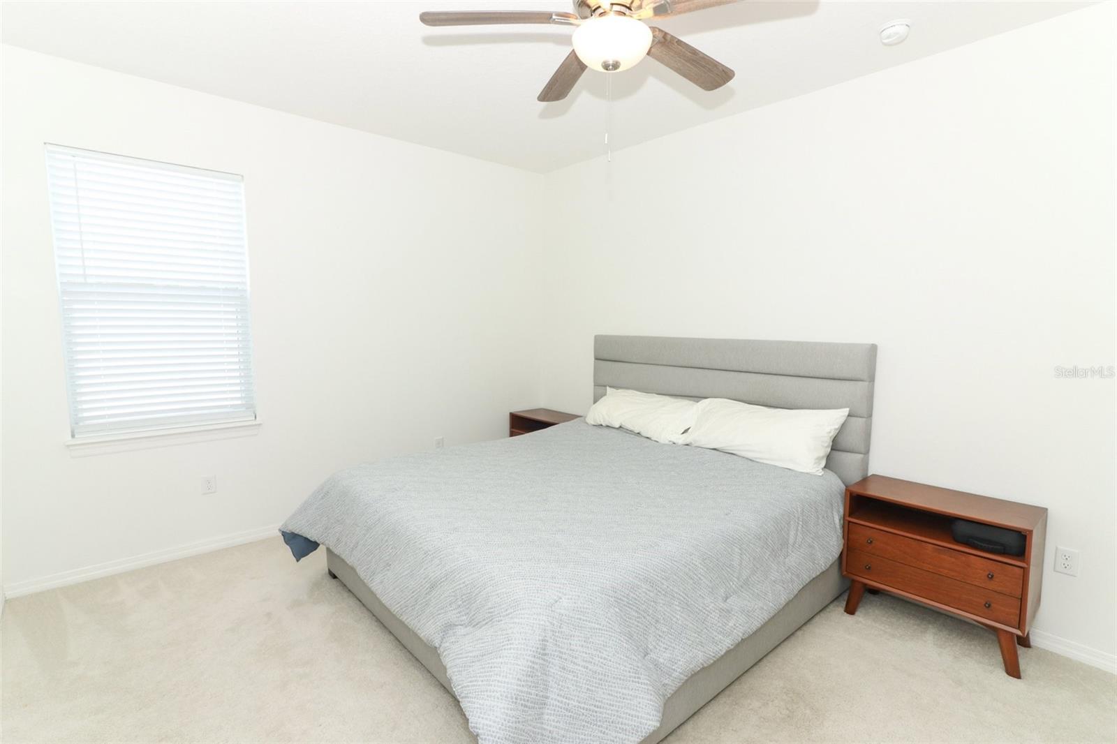 LONE PINES - Residential