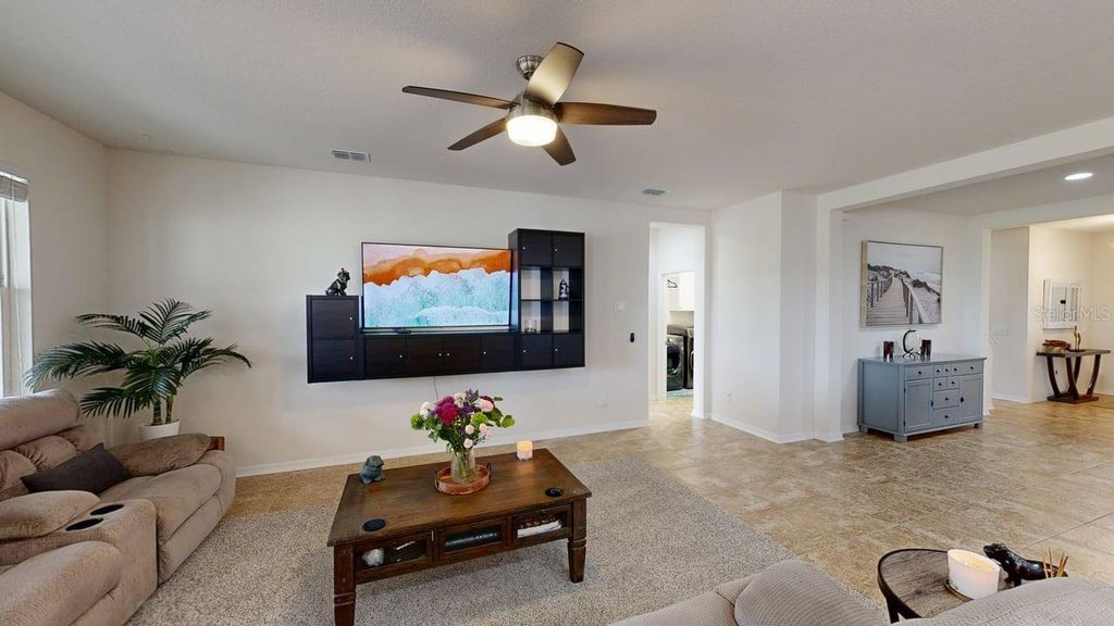 Photo of 914 Bay Bridge Circle, Apopka, FL 32703 (MLS # O6397779)