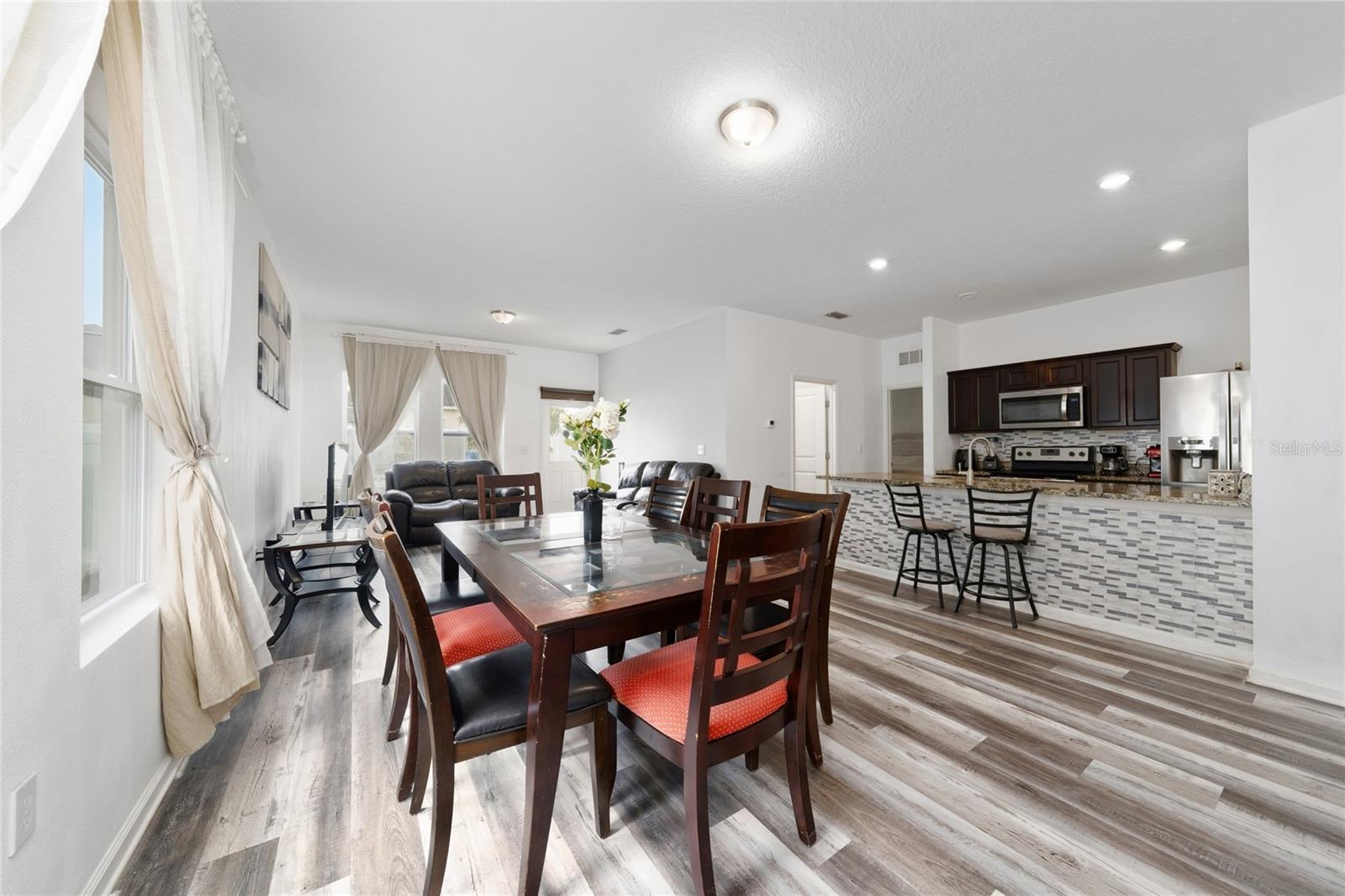 ORCHID GROVE - Residential Lease