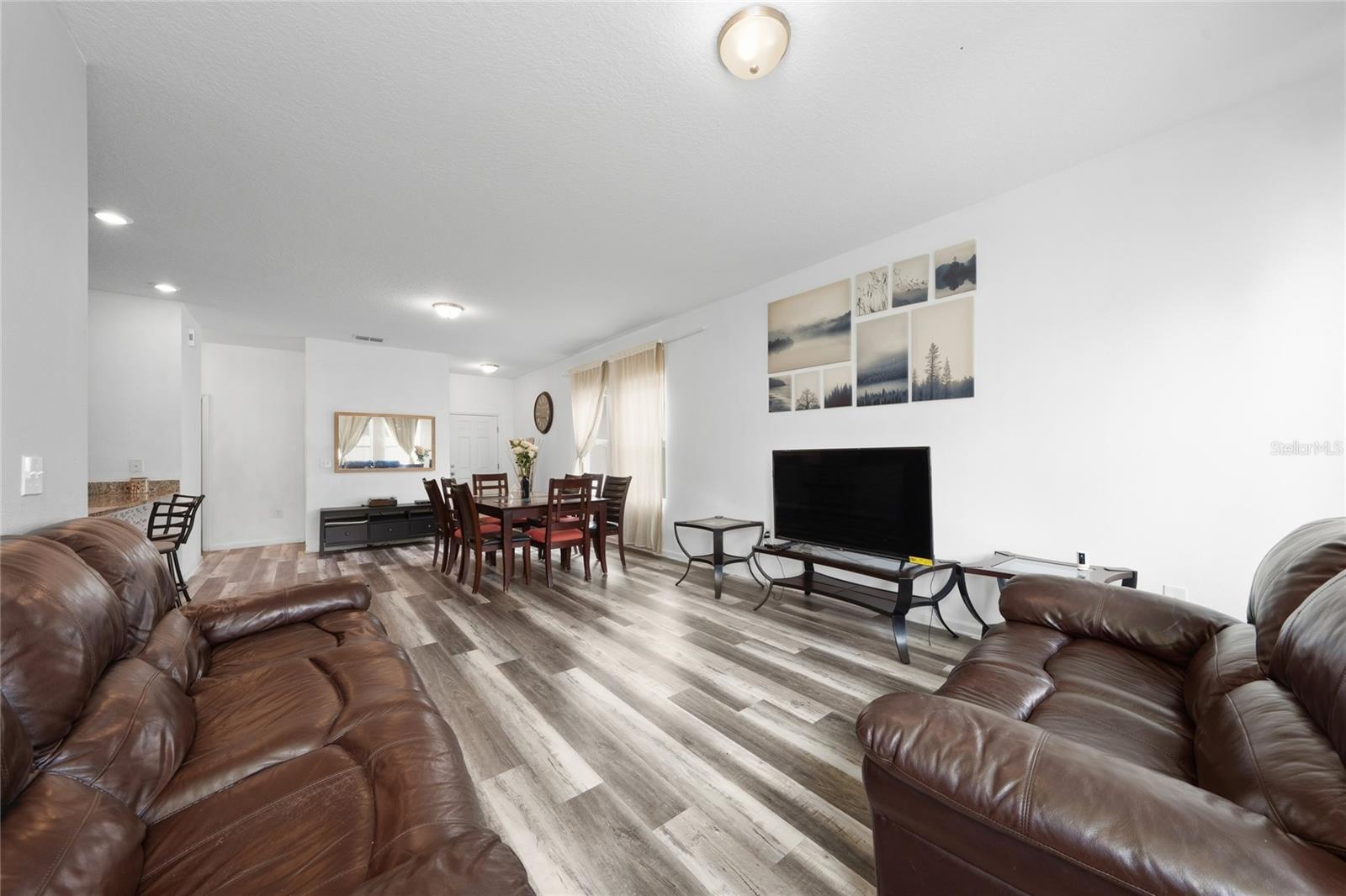 ORCHID GROVE - Residential Lease