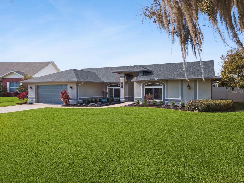 Photo of 1459 Banbury Loop N, Lakeland, FL 33809 (MLS # S5139510)