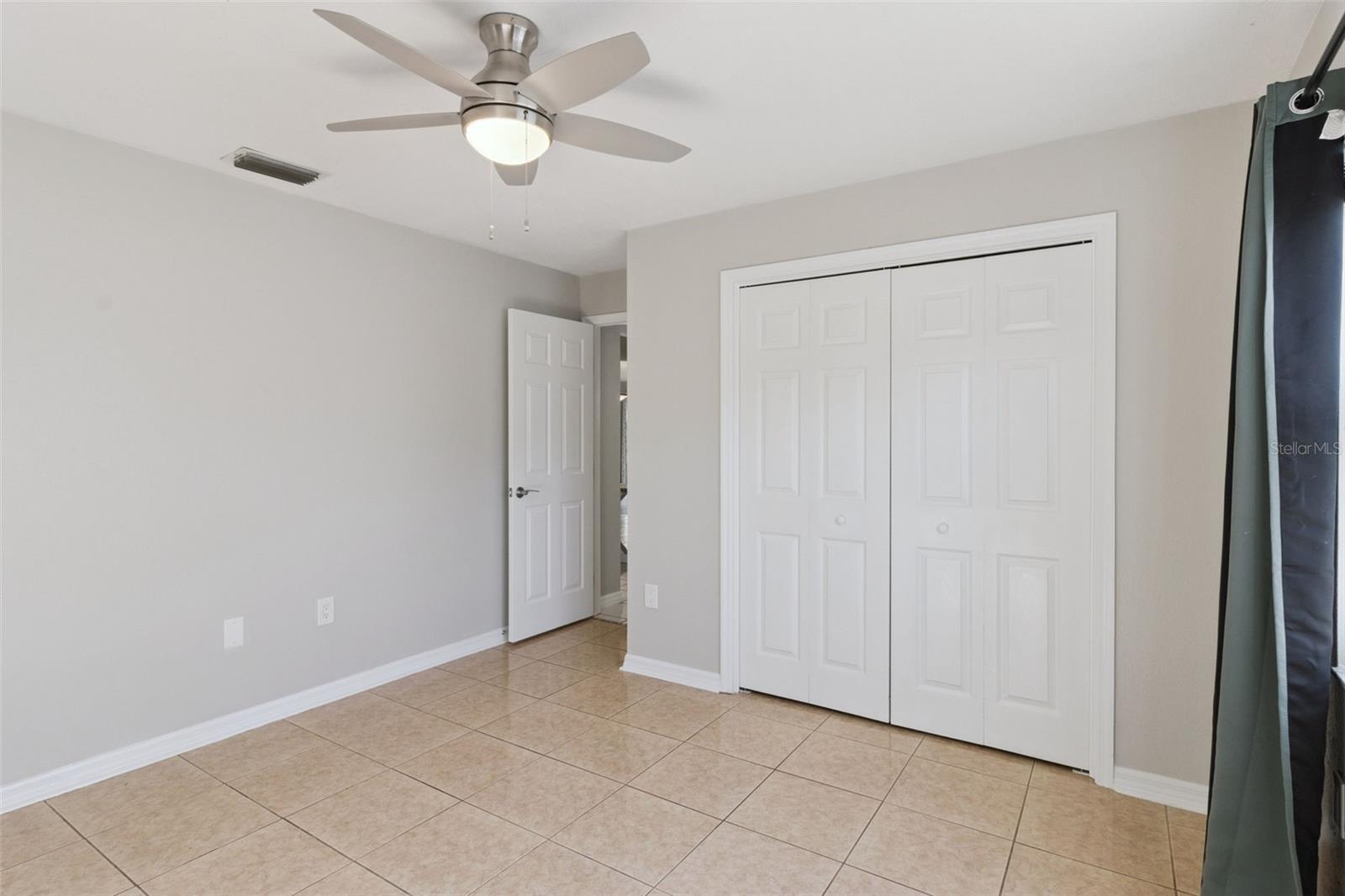 HAMPTON CHASE - Residential