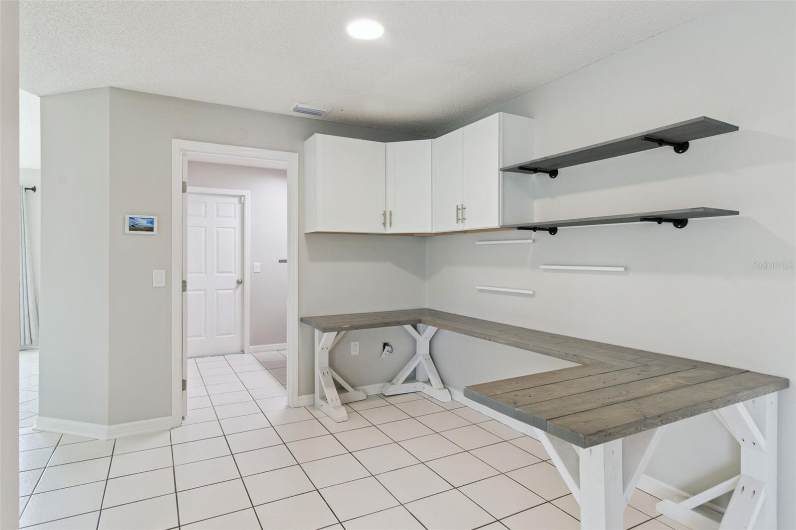 HAMPTON CHASE - Residential