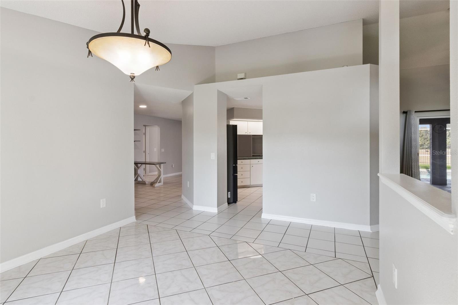 HAMPTON CHASE - Residential