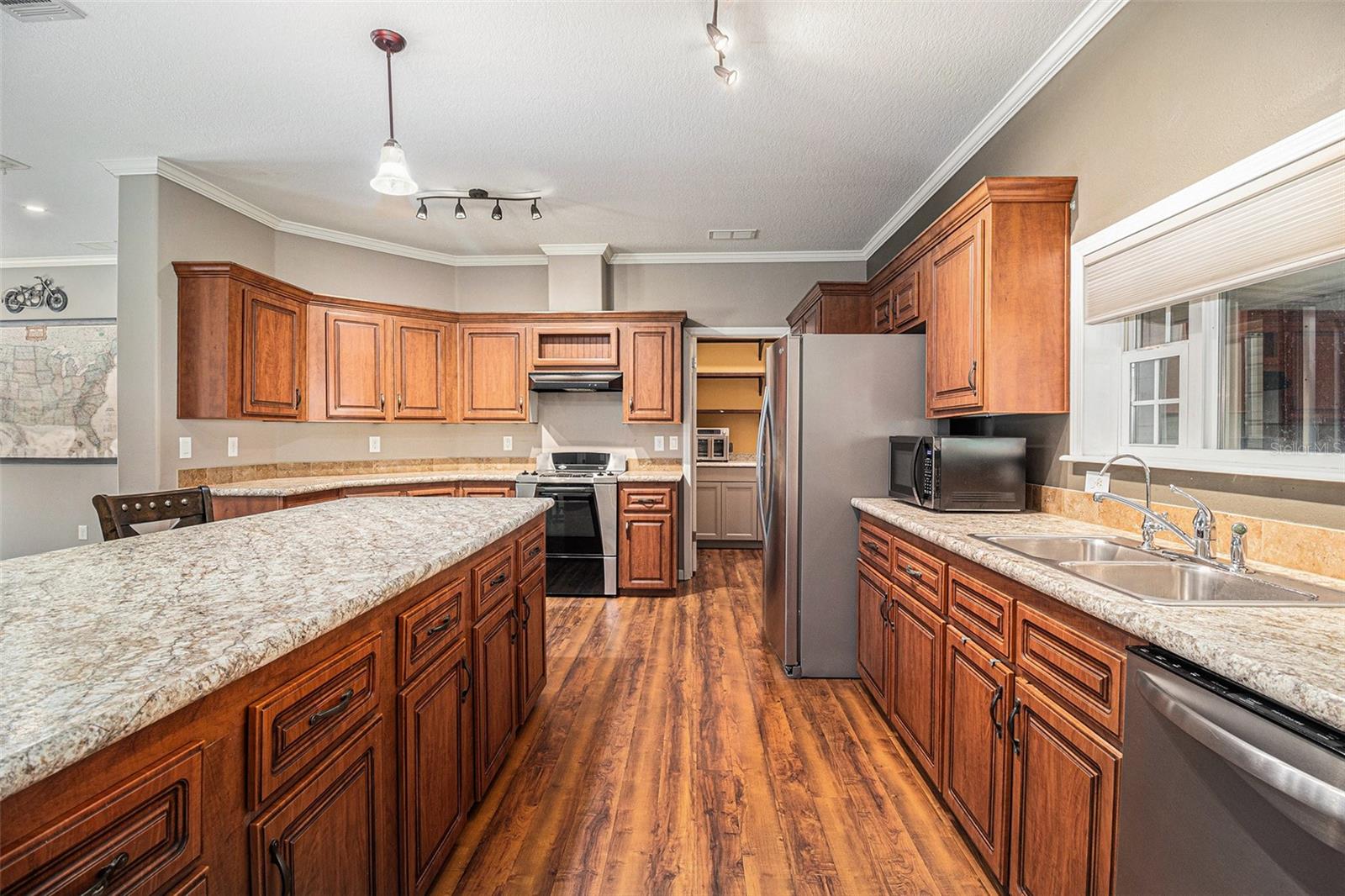 PALM HAMMOCK - Residential