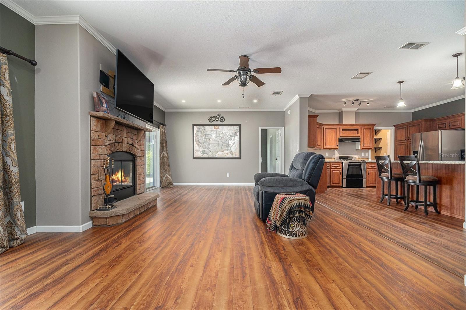 PALM HAMMOCK - Residential