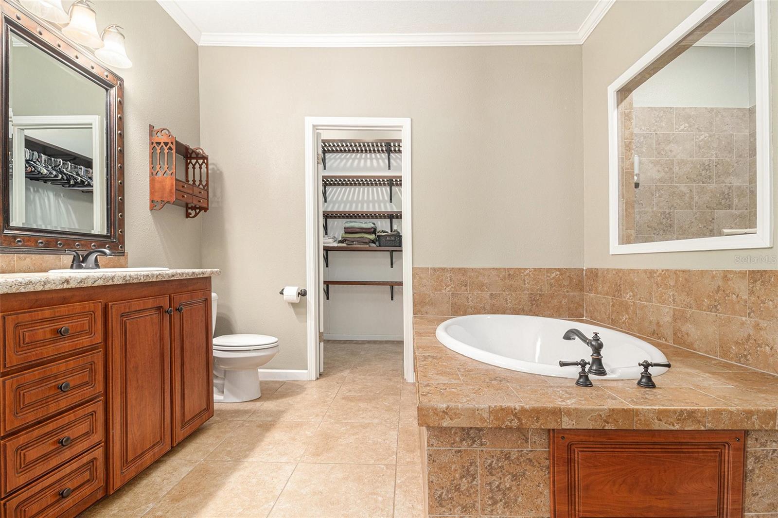 PALM HAMMOCK - Residential