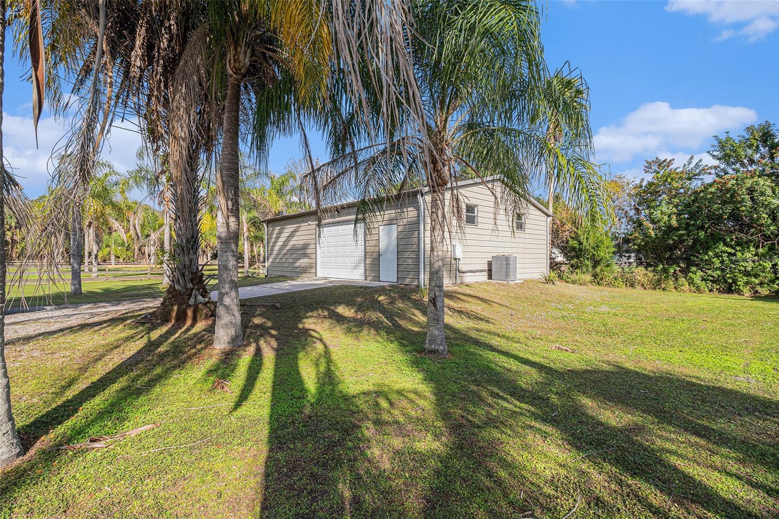 PALM HAMMOCK - Residential