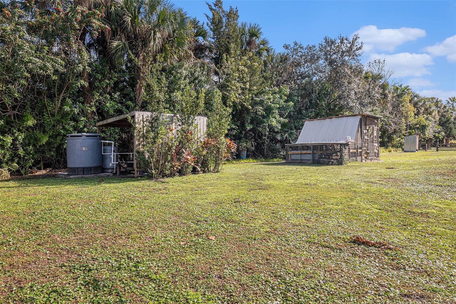 PALM HAMMOCK - Residential