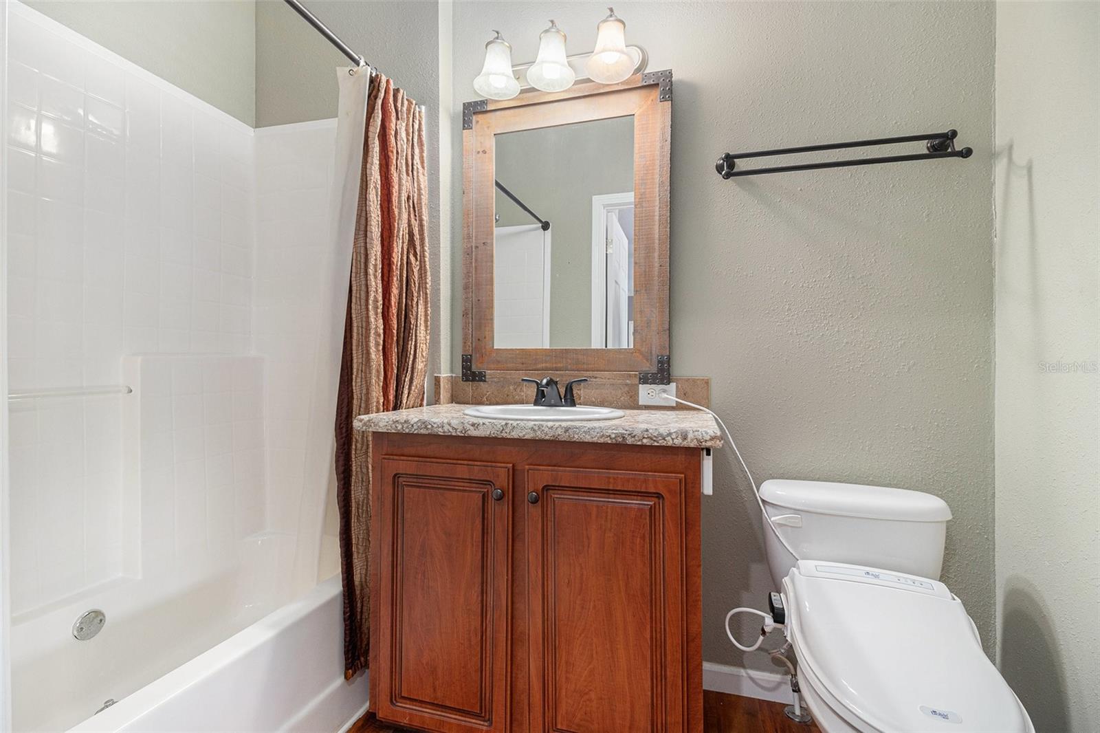 PALM HAMMOCK - Residential