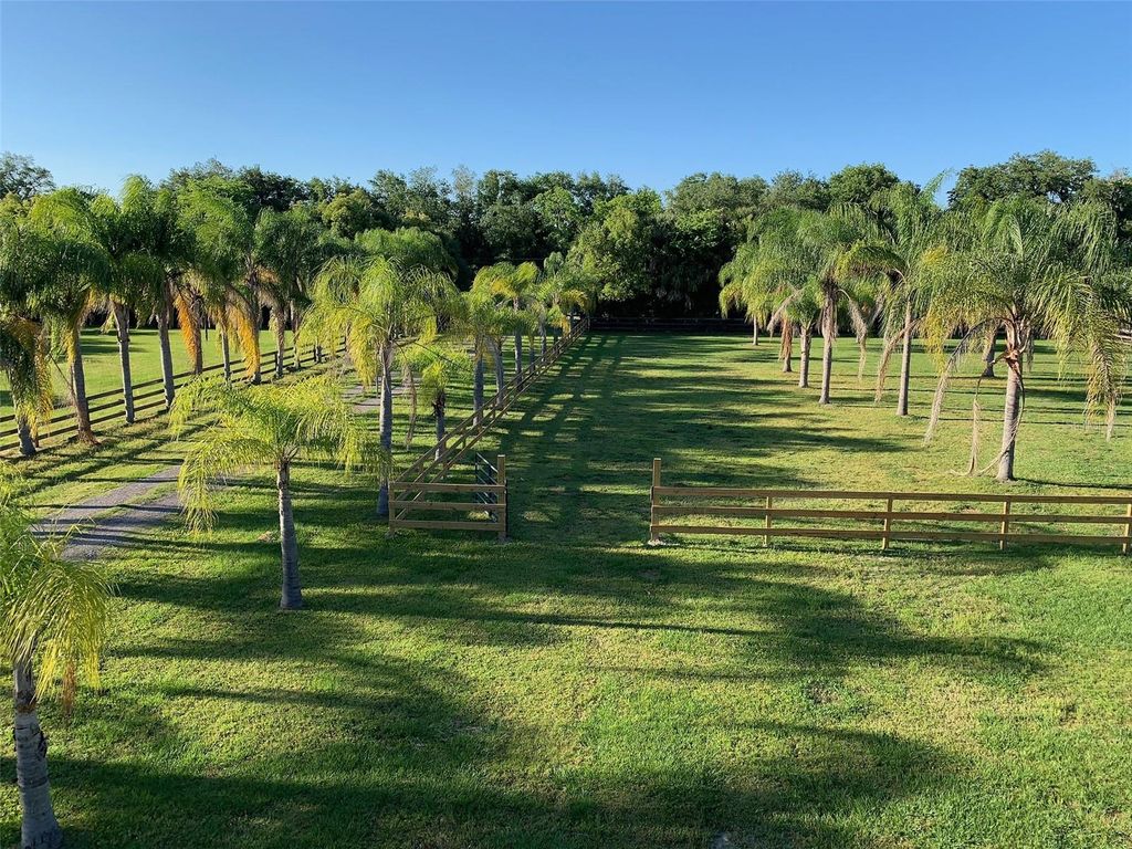 Photo of 1395 Palm Way, Sanford, FL 32773 (MLS # O6368072)