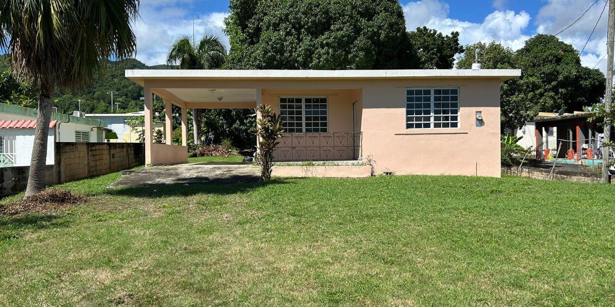 Escape to tranquility with this charming 4-bedroom, 1.5-bathroom home nestled in the serene countryside of Yabucoa, Puerto Rico. Situated on a spacious 1,524.38 m² lot, this property offers the perfect blend of privacy, nature, and potential.
The home features 1,144 sqft of living space and is surrounded by mature fruit trees, including mango, plantain, and avocado—ideal for those who love to live off the land or simply enjoy a lush, tropical setting. With a septic tank system already in place and nearby access to utilities, this property is ready for your personal touch.
Located in Bo. Camino Nuevo, Sector El Negro, this peaceful retreat is just a short drive from the town center, local beaches, and essential amenities—making it an excellent option for a primary residence, vacation getaway, or investment opportunity.
If you're seeking open space, fresh air, and the charm of rural living on the island, this Yabucoa gem offers everything you need to create your ideal lifestyle.