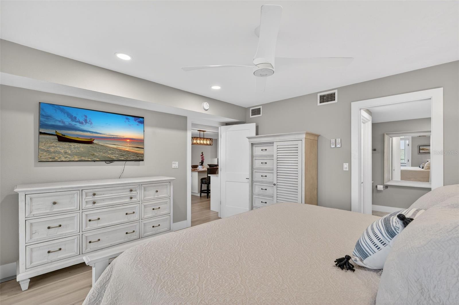 PEPPERTREE BAY IV - Residential