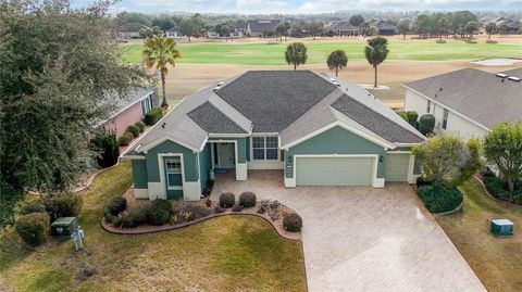 Photo of 9439 SW 71st Loop, Ocala, FL 34481 (MLS # O6384371)