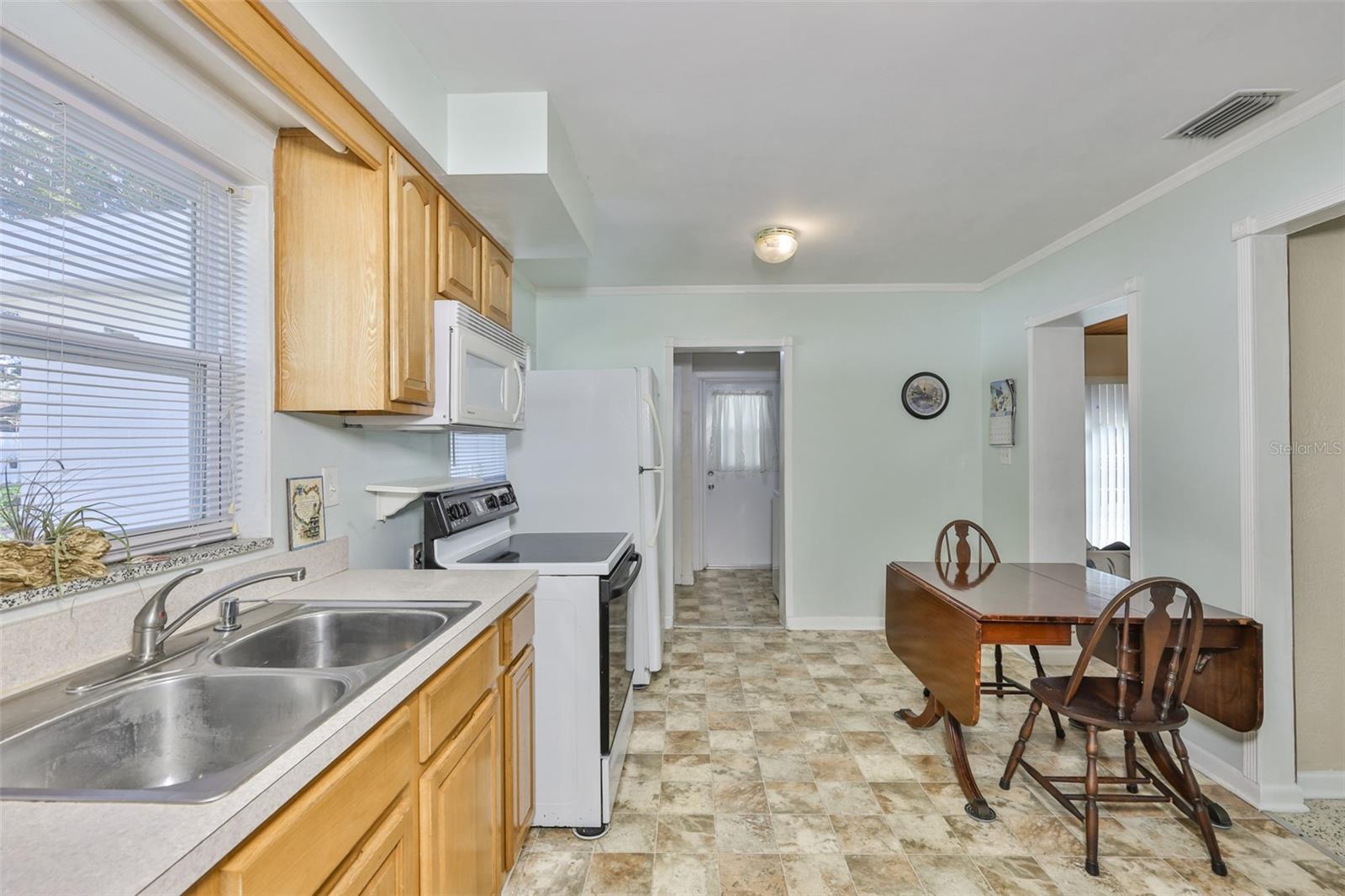 EAST LAKE PARK UNIT TWO - Residential