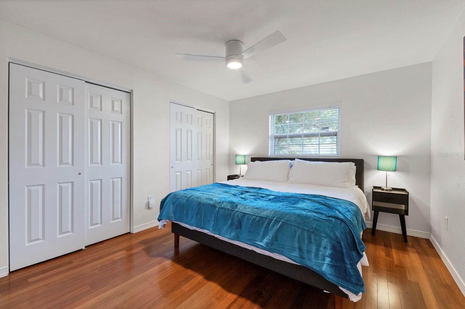 RUSTIC LODGE - Residential Lease