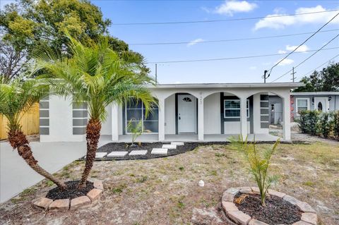 Photo of 923 Ferndell Road, Orlando, FL 32808 (MLS # O6341351)