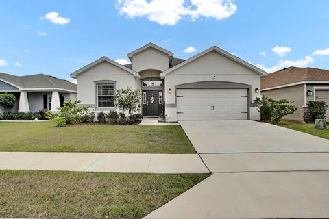 A home in LAKELAND