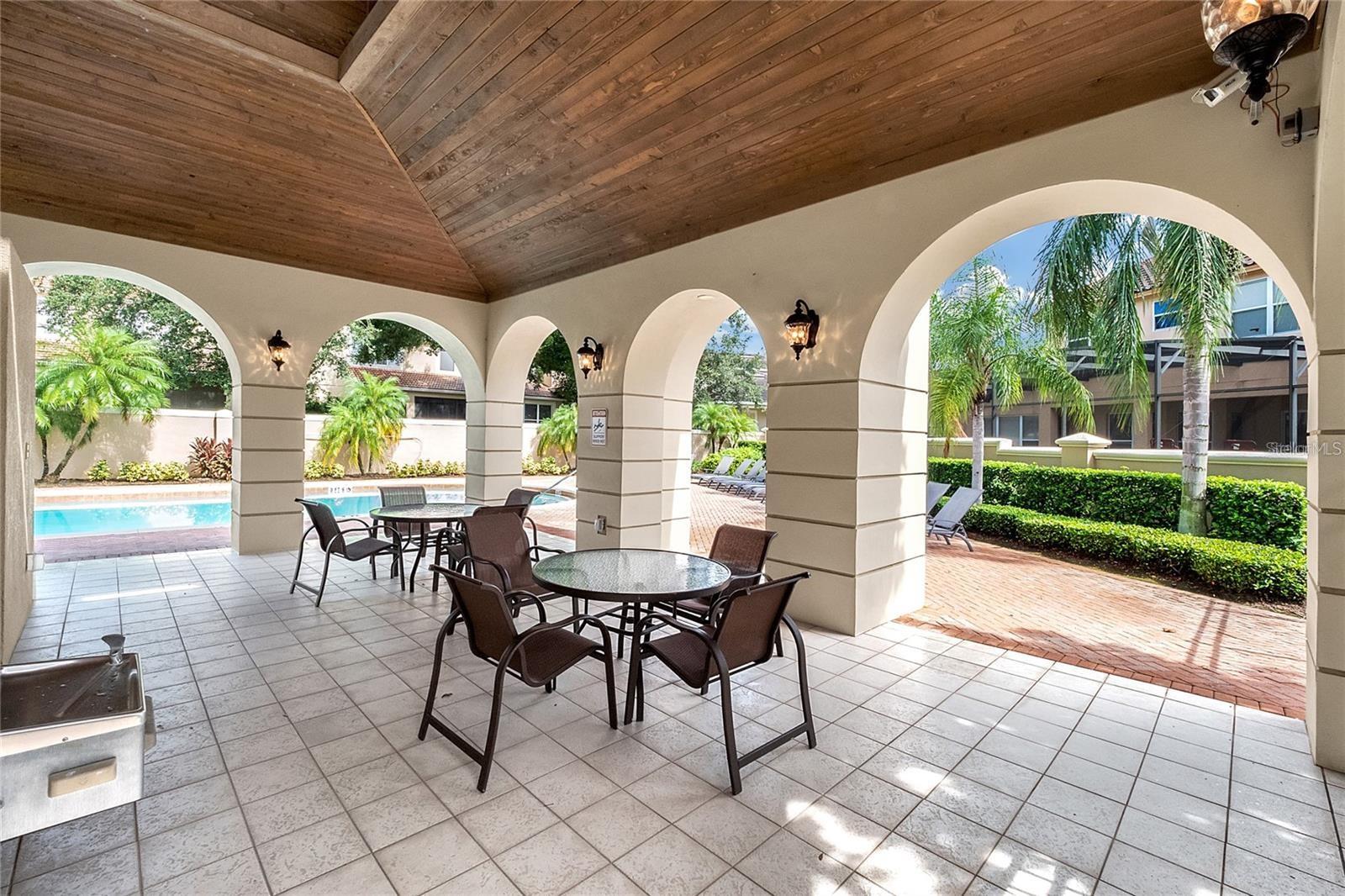 VIZCAYA TWNHMS 46/140 - Residential