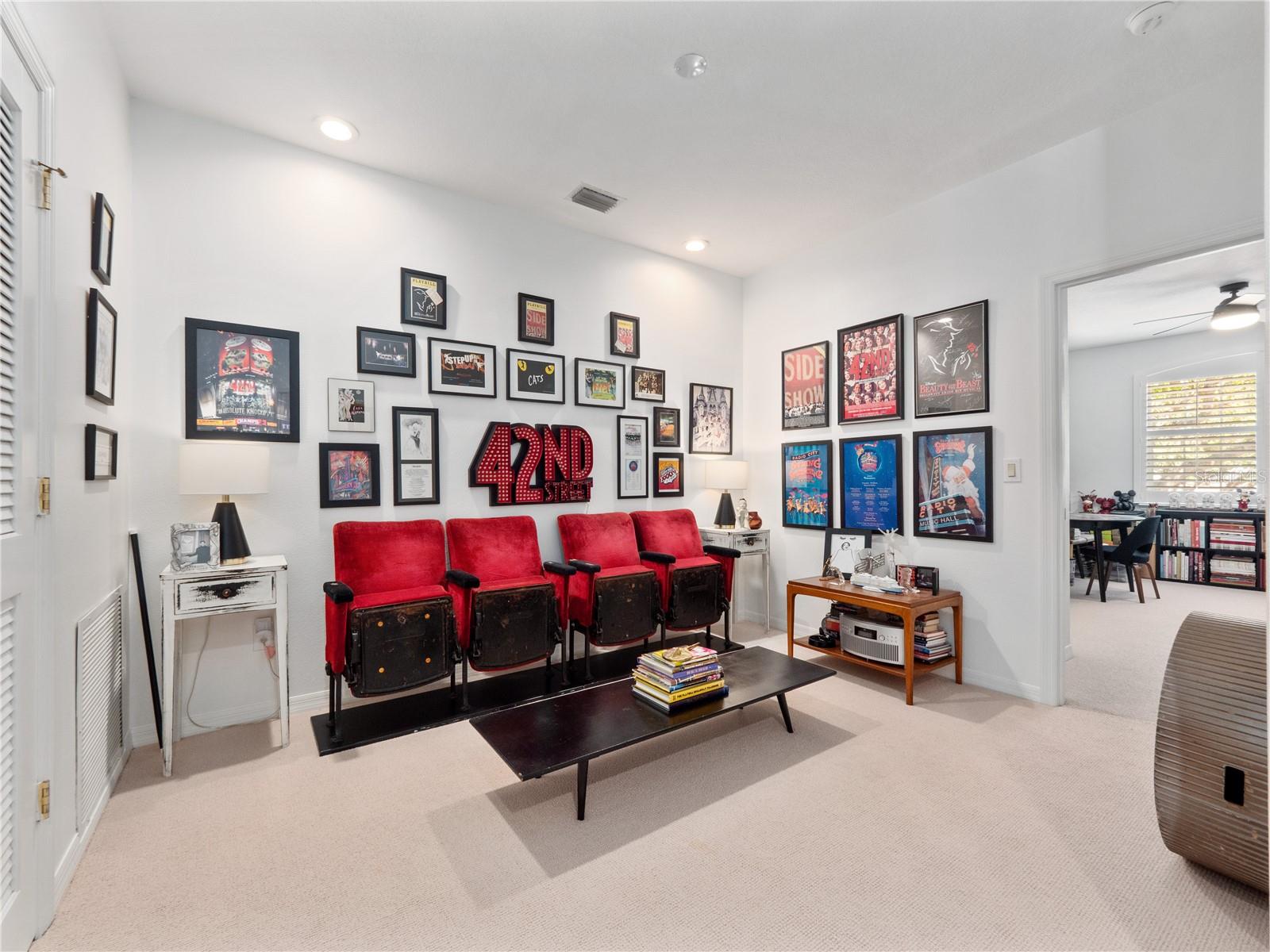 VIZCAYA TWNHMS 46/140 - Residential