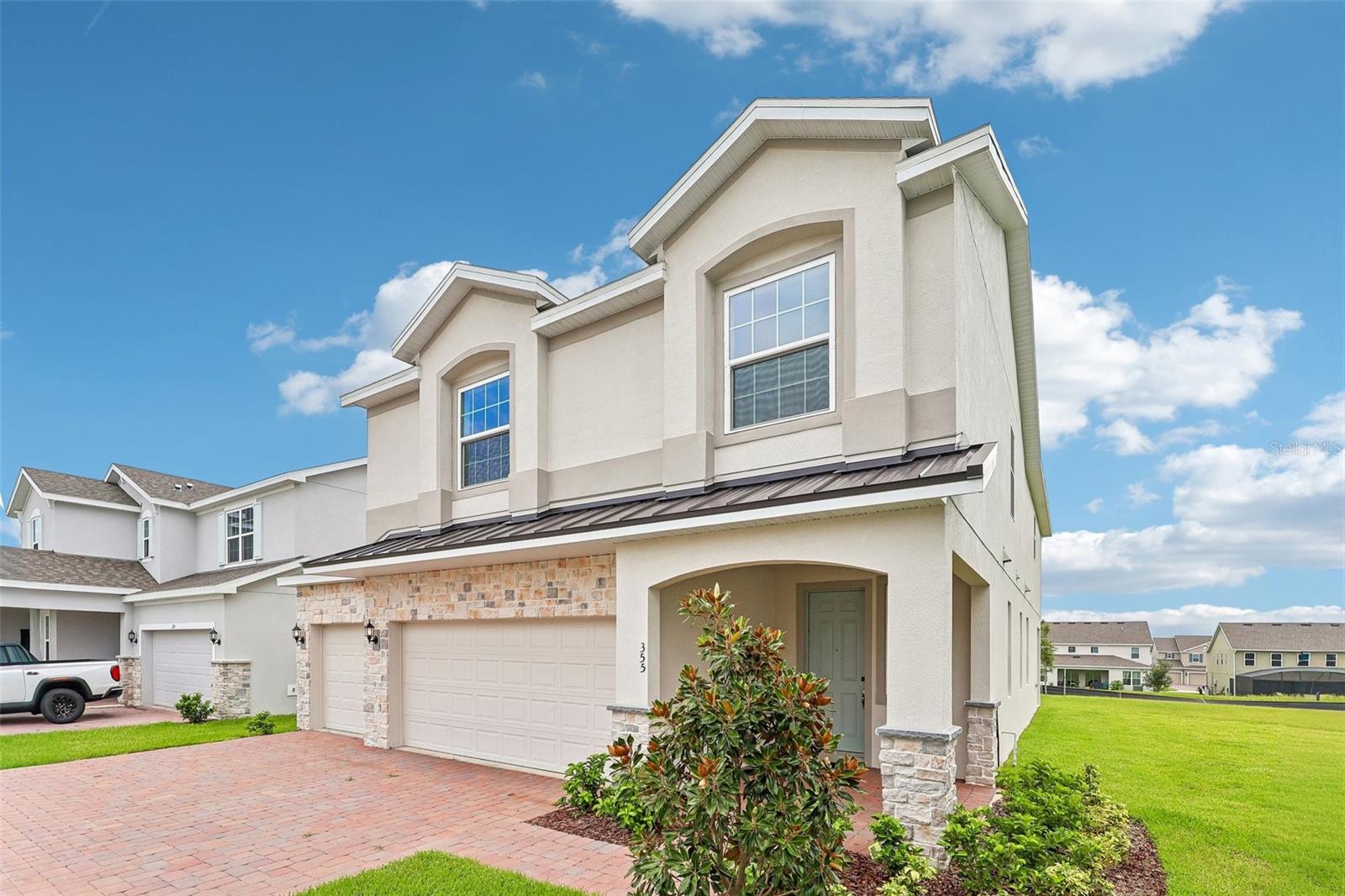 355 LEMONGRASS ROAD