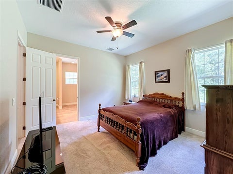 Tiny photo for 10620 NE 104th Circle, Oxford, FL 34484 (MLS # G5117080)