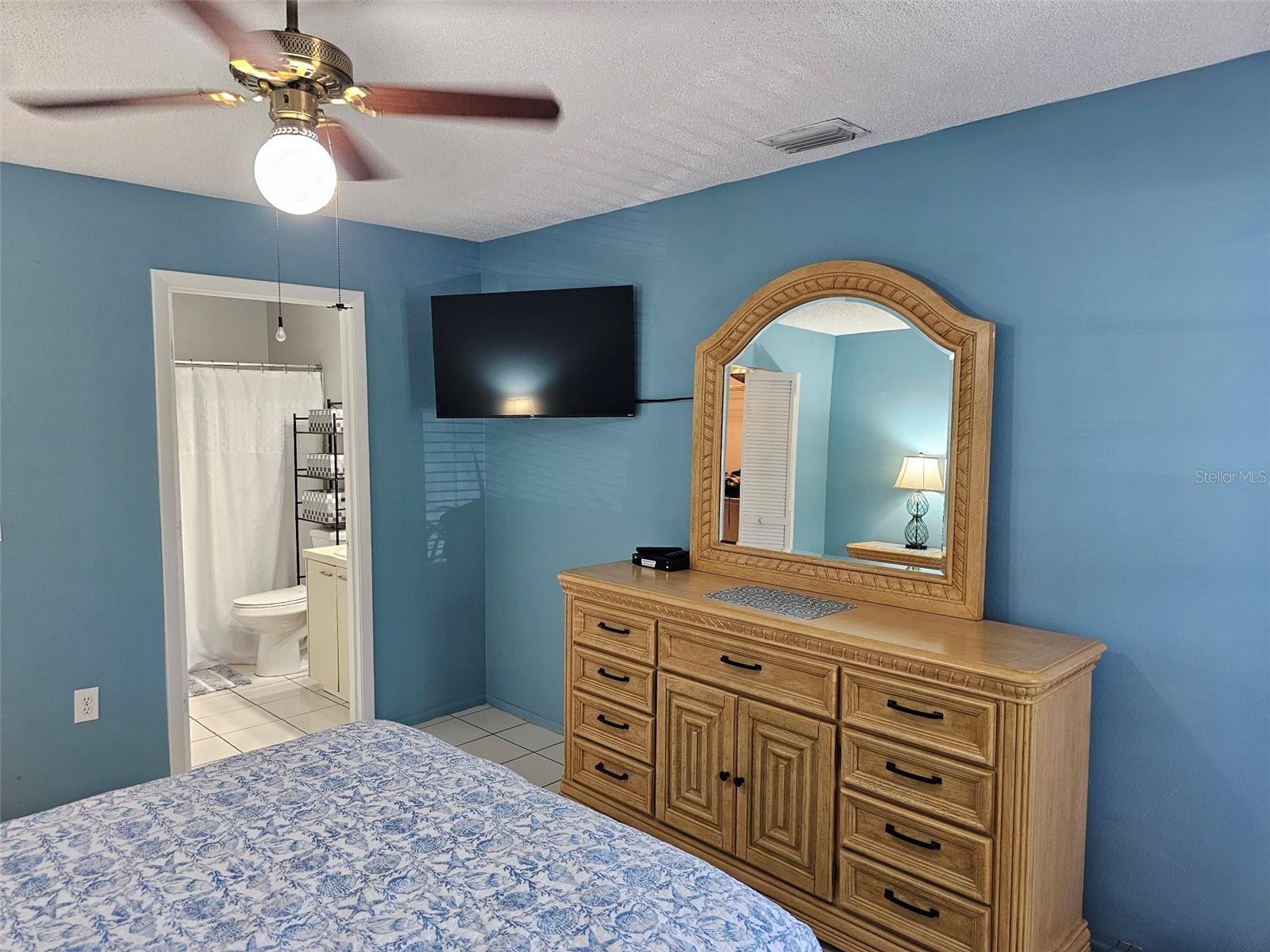 MIRROR LAKE SEC 2 - Residential Lease