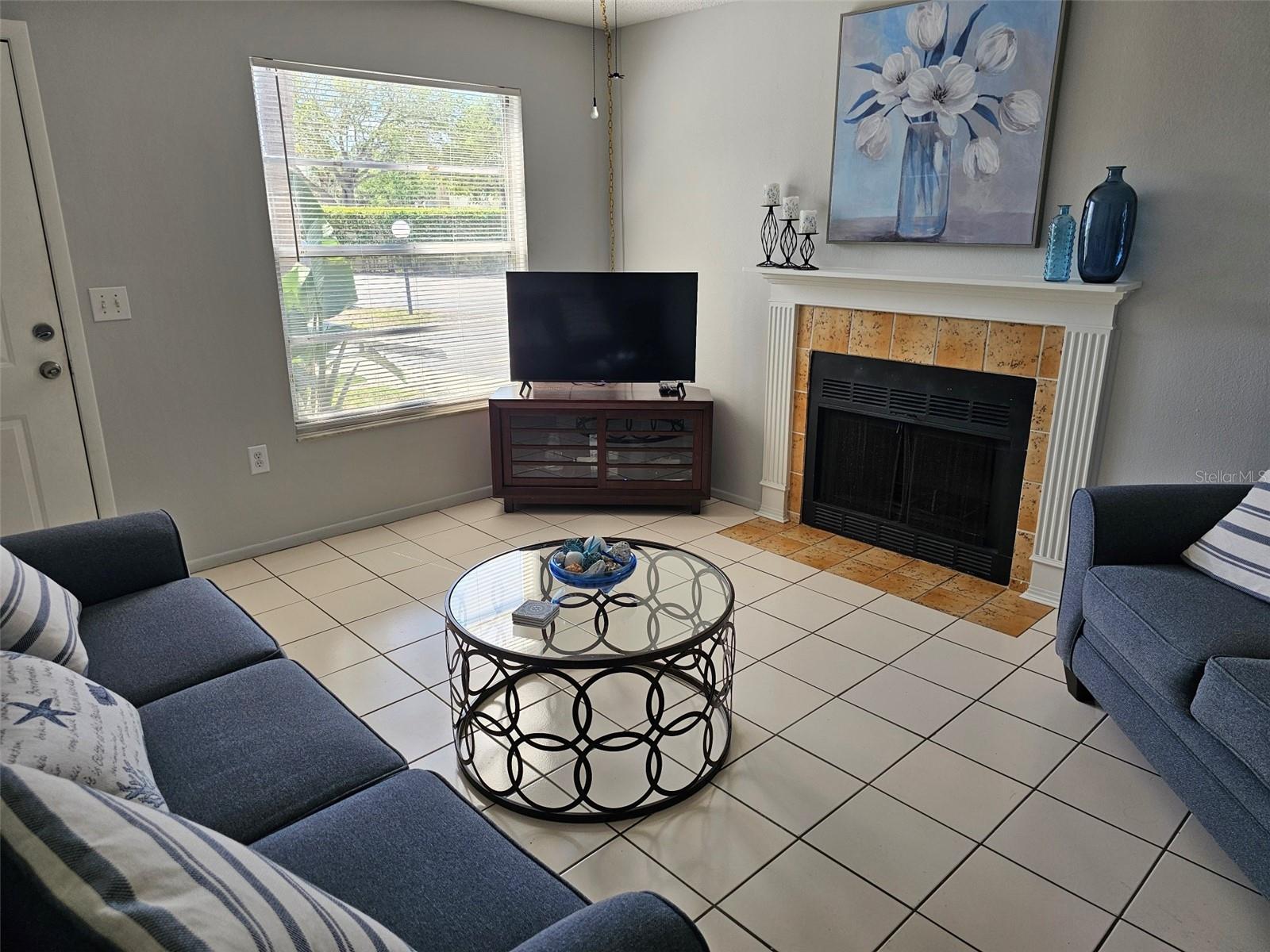 MIRROR LAKE SEC 2 - Residential Lease