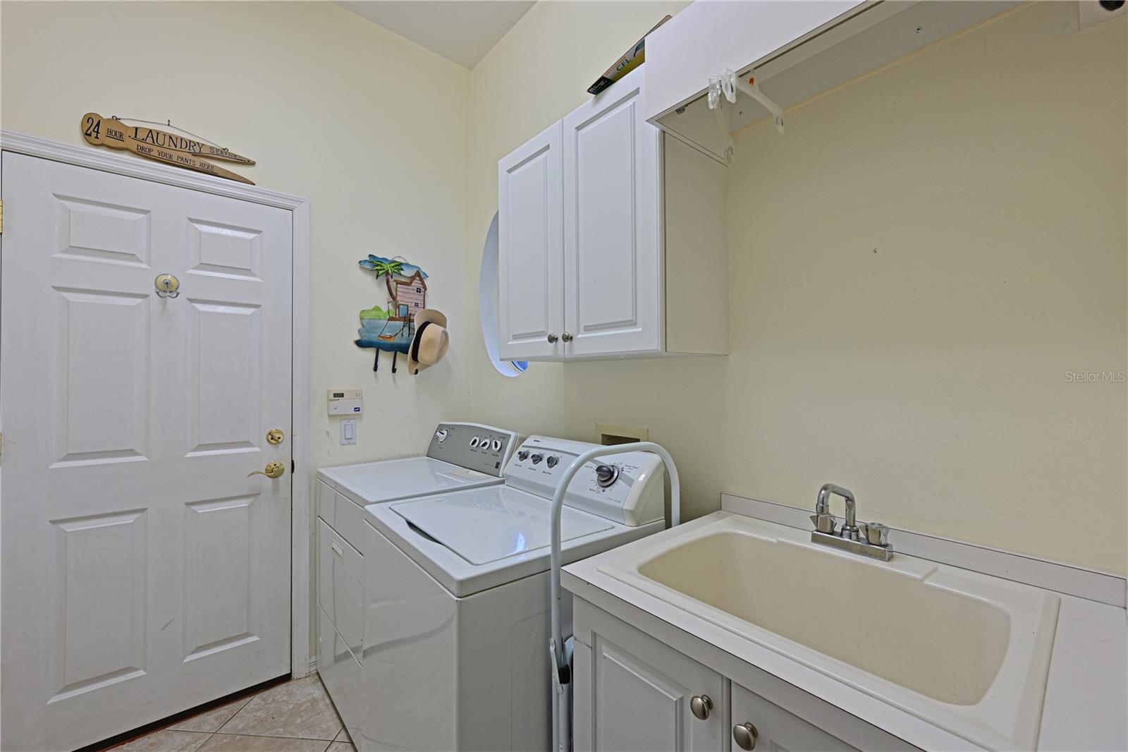 EDGEWATER VILLAGE SUBPHASE B - Residential