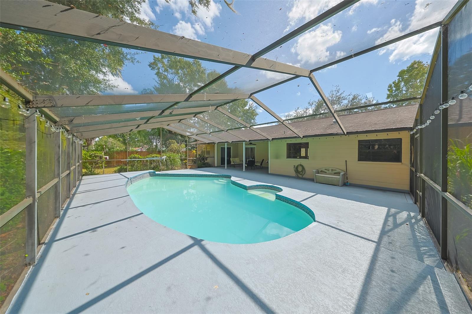 FOUR WINDS ESTATES - Residential