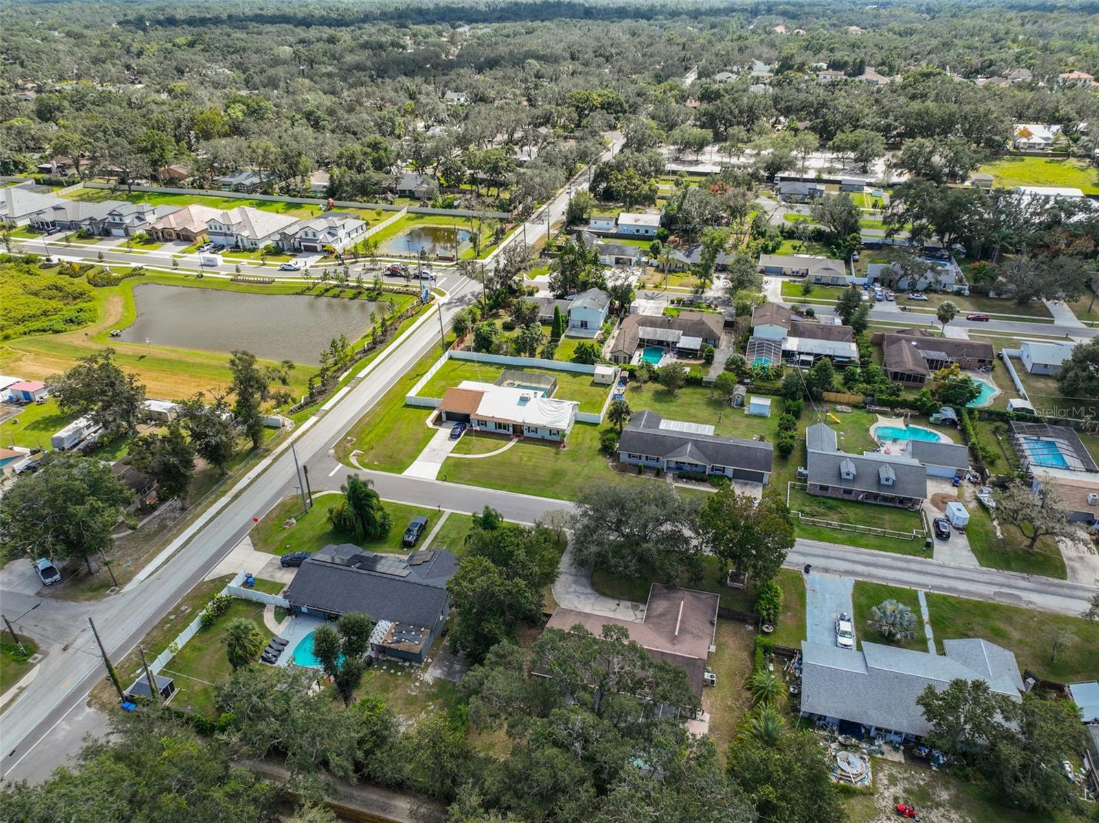 FOUR WINDS ESTATES - Residential