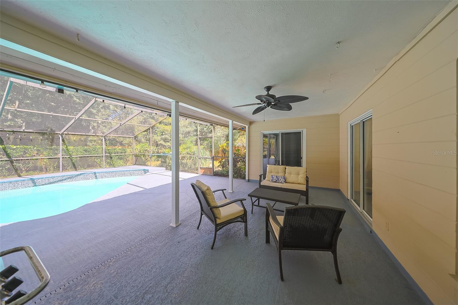 FOUR WINDS ESTATES - Residential