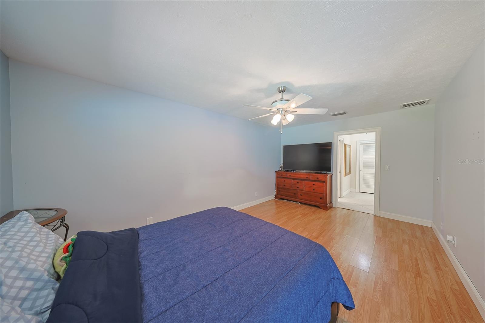 FOUR WINDS ESTATES - Residential