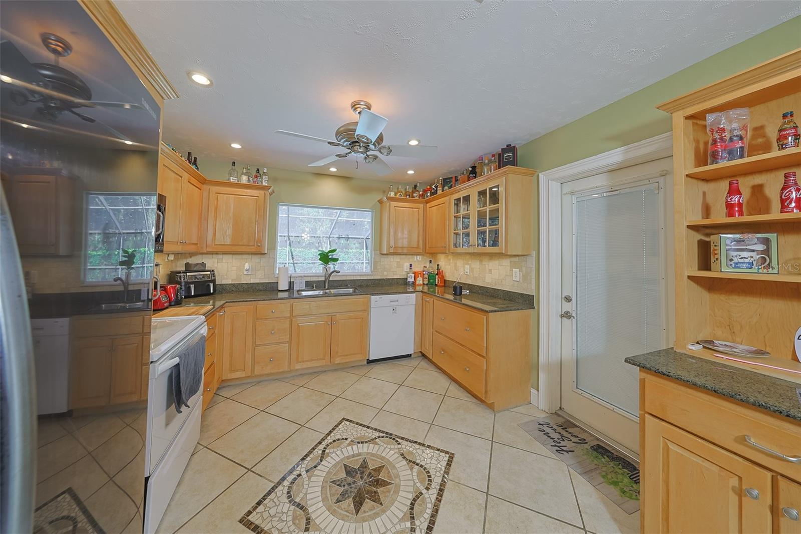 FOUR WINDS ESTATES - Residential