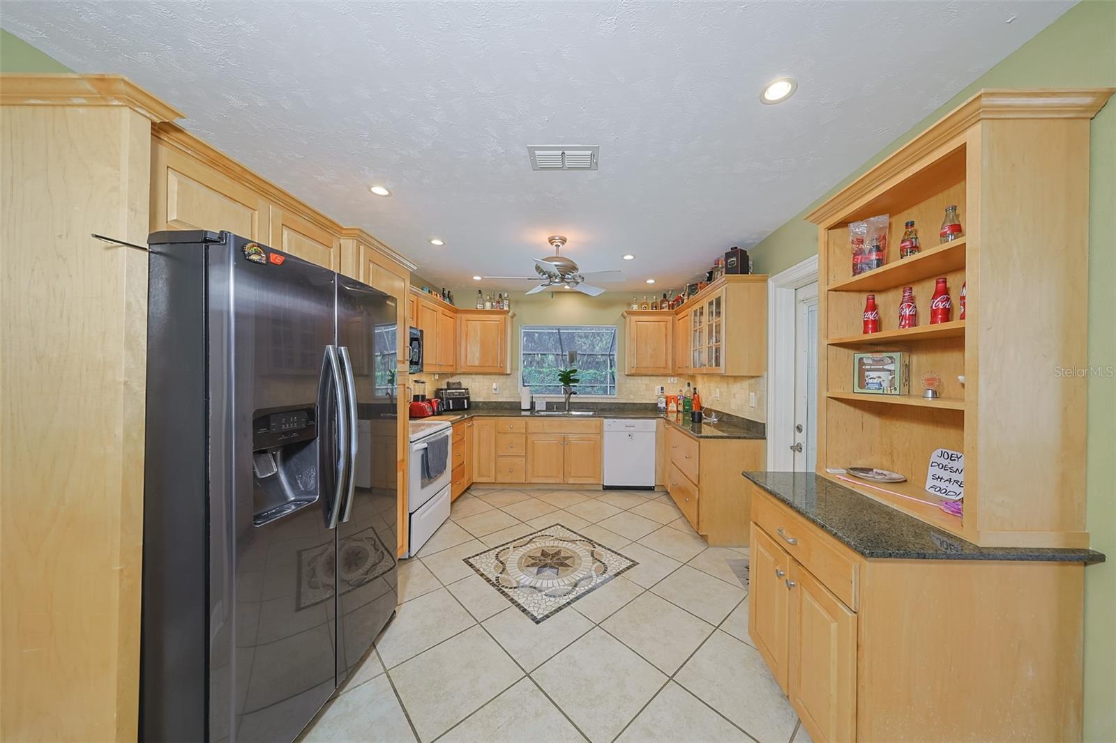 FOUR WINDS ESTATES - Residential