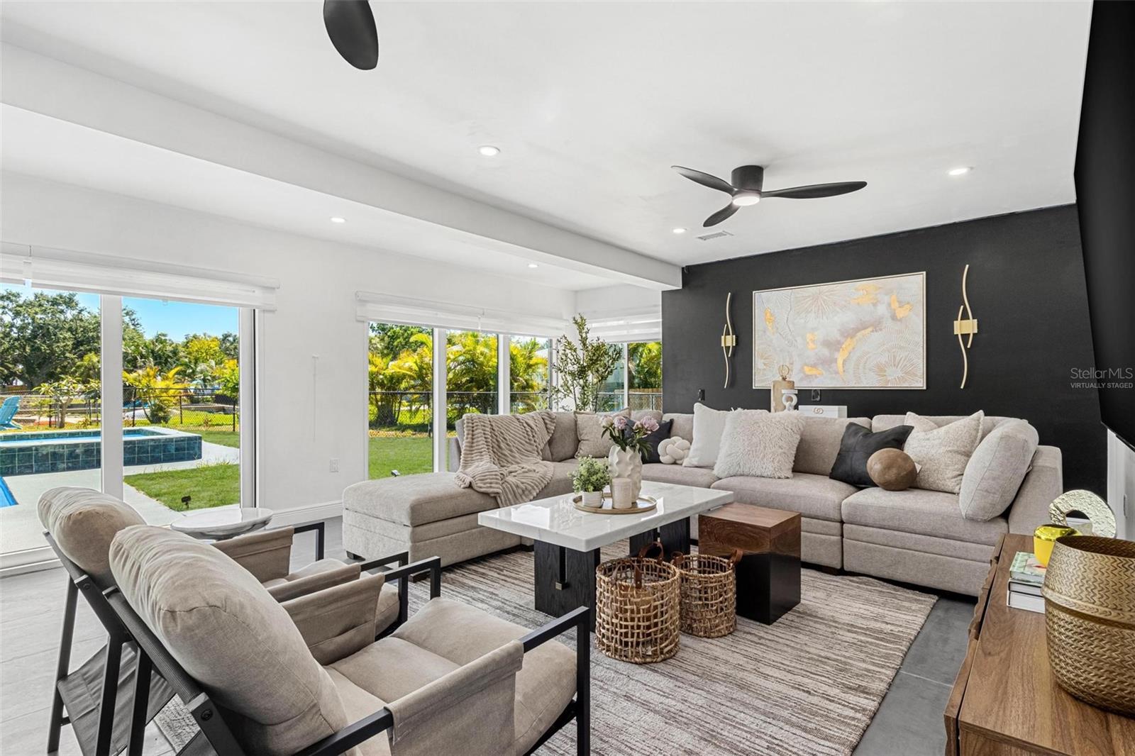 BAY COLONY ESTATES - Residential
