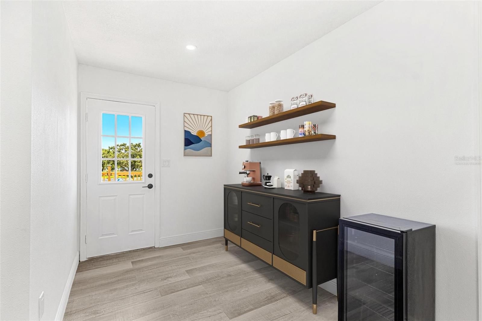 BAY COLONY ESTATES - Residential