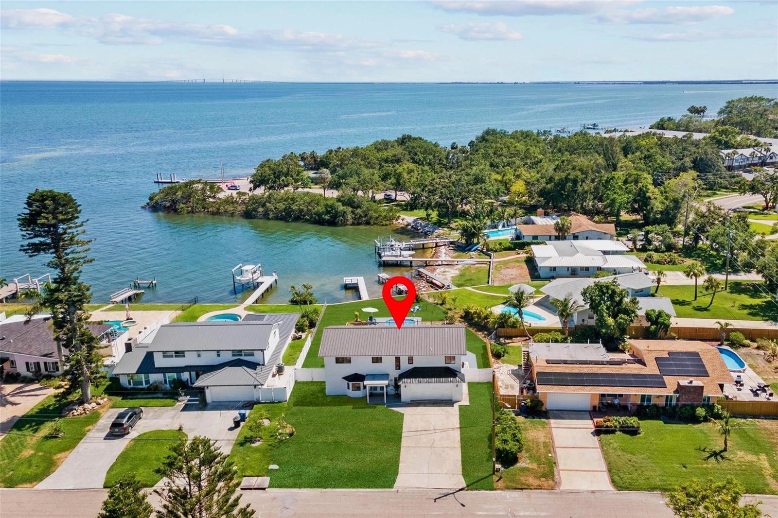BAY COLONY ESTATES - Residential