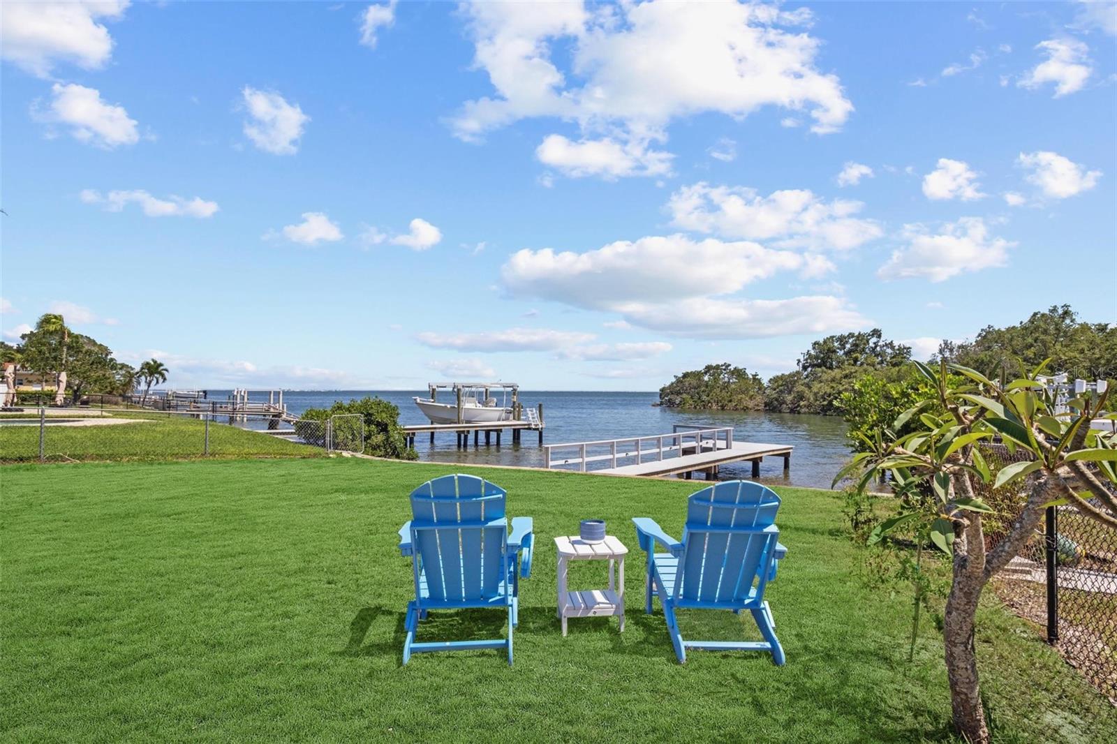 BAY COLONY ESTATES - Residential